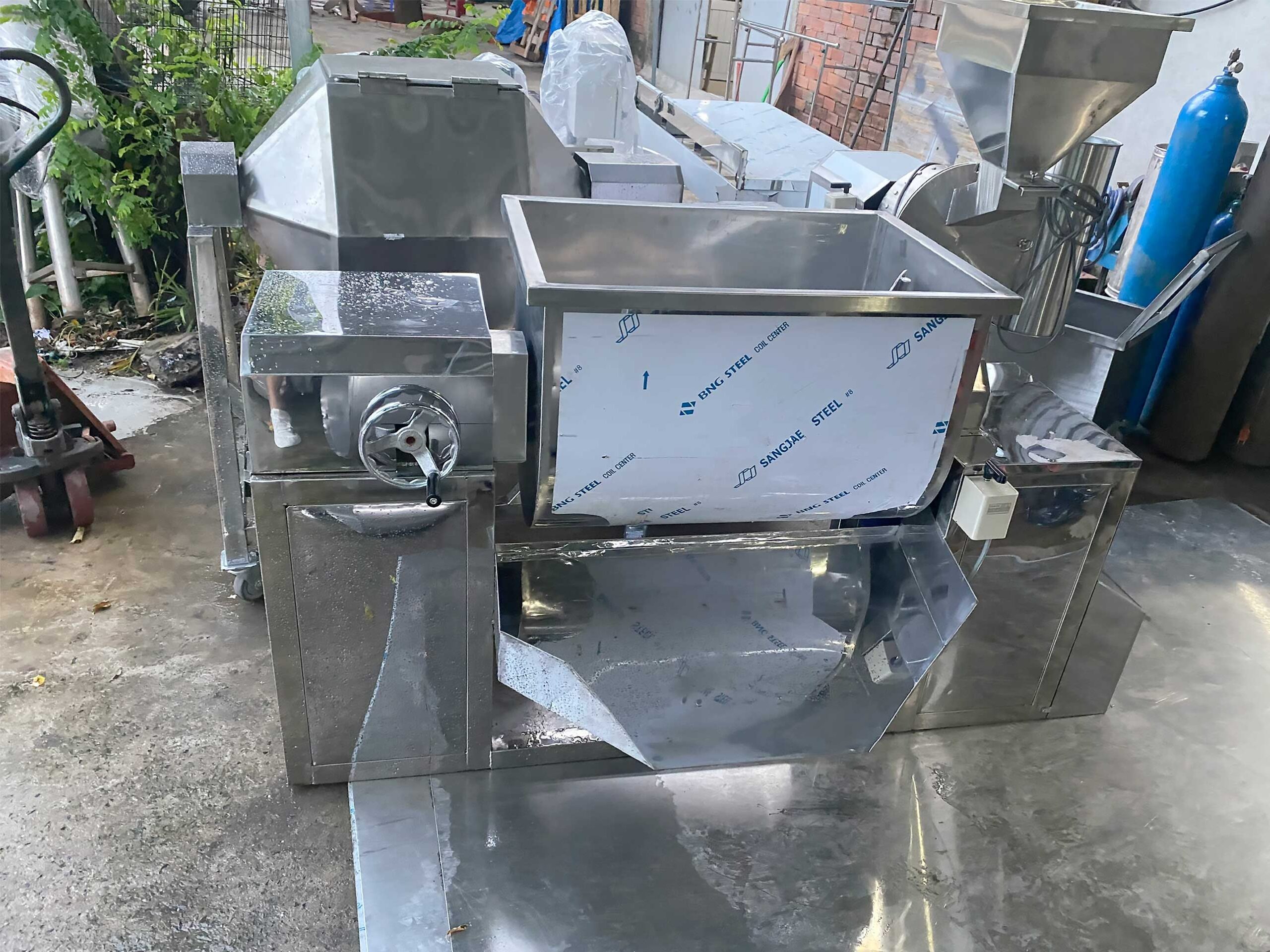 Cập nhật giá máy trộn bột công nghiệp 10kg mới nhất 2024 7 Cap Nhat Gia May Tron Bot Cong Nghiep 10kg Moi Nhat 2024