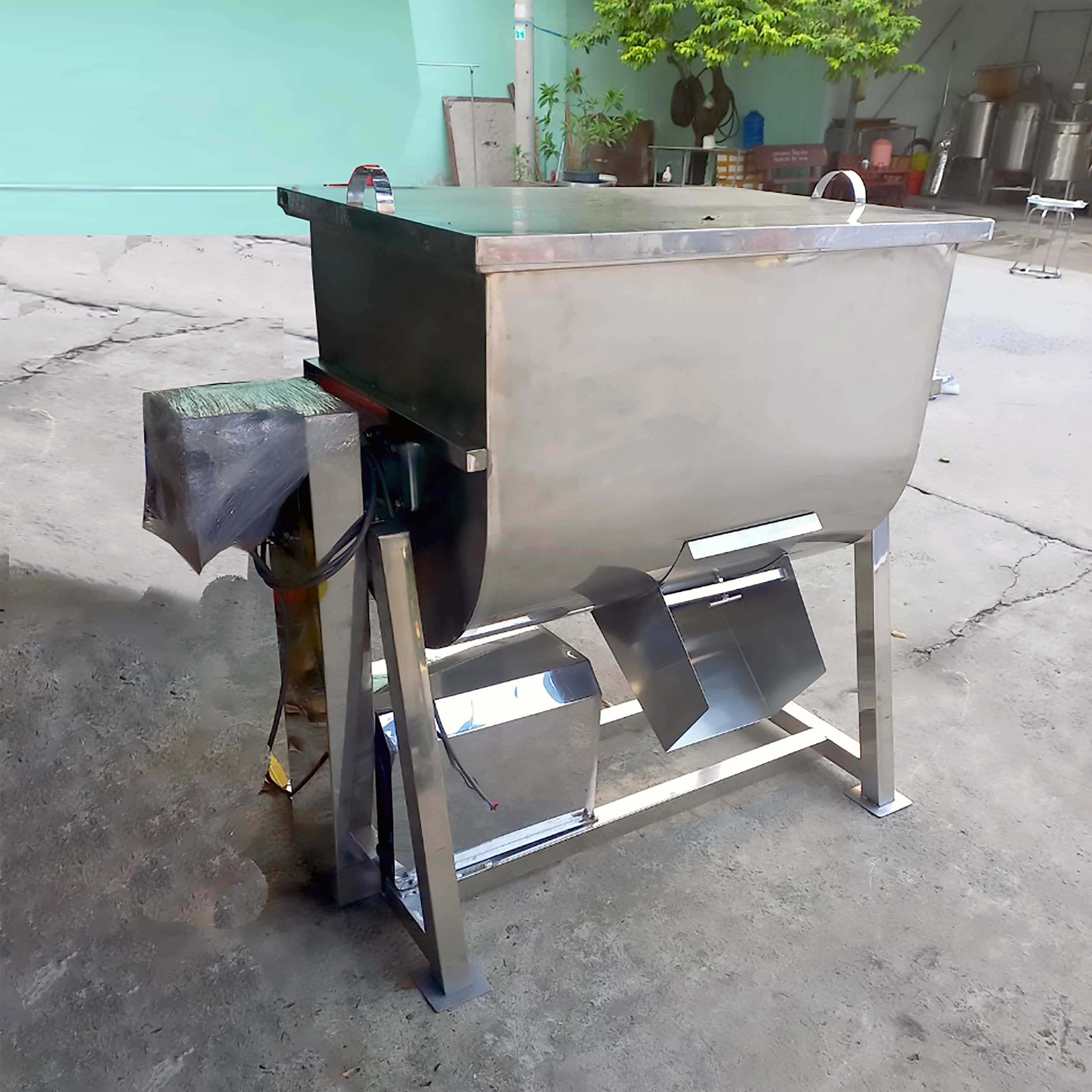 Top 2 máy trộn thức ăn cho gà tốt nhất trên thị trường hiện nay 4 Top 2 máy trộn thức ăn cho gà tốt nhất trên thị trường hiện nay 3