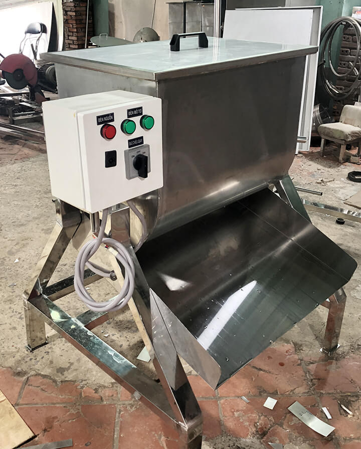 Top 5 loại máy trộn thịt công nghiệp và máy trộn thịt gia đình tốt nhất 6 Top 5 loại máy trộn thịt công nghiệp và máy trộn thịt gia đình tốt nhất 5